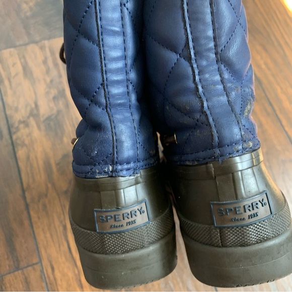 Sperry | Navy Quilted Duck Boots size 8 - Picture 2 of 8